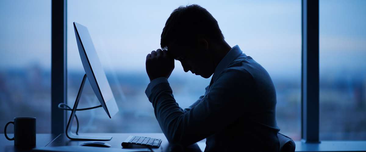 ما هو الاكتئاب وكيف أتحقق من أعراضه؟