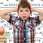 ابني يدرس عدّة ساعات ولا يُحصّل علامات، ما السبب؟