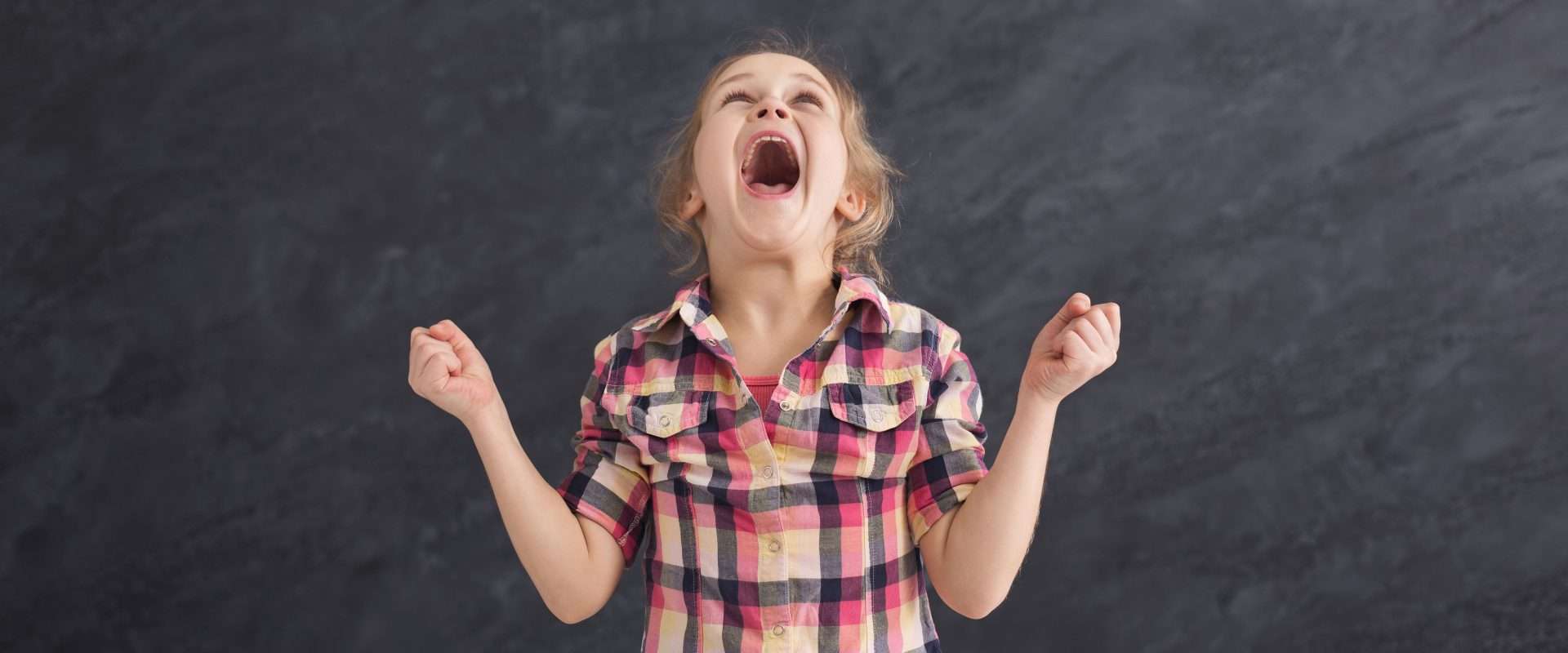 كيف أعالج مشكلة تقلّب المزاج عند طفلي؟