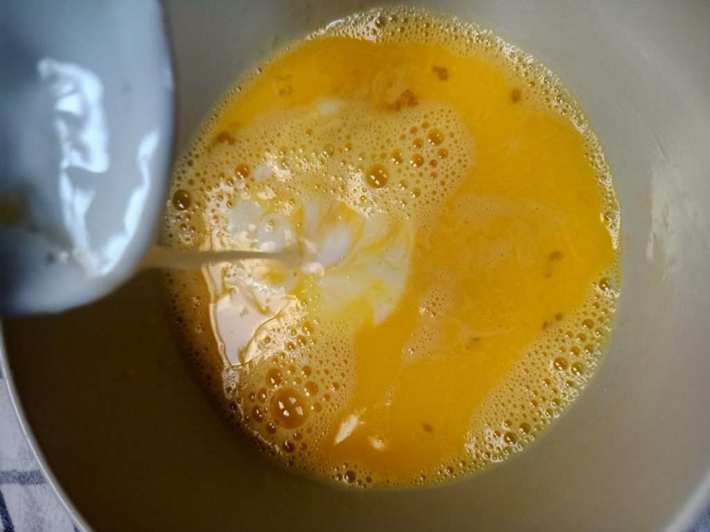 فطيرة الكرز بالكاسترد