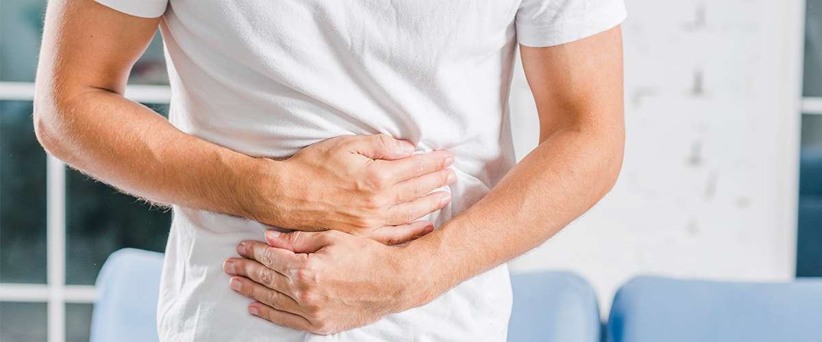 القرحة الهضمية الأسباب وطرق العلاج