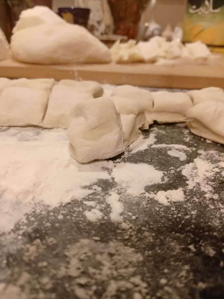 خبز شجرة الكريسماس