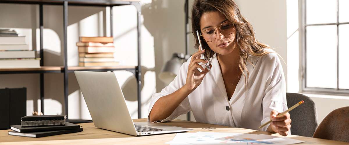 أهمية المرأة في مكان عملها ومنحها الفرصة التي تستحقّها