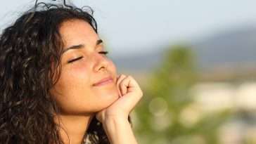 حلول تحتاجها كل أم للتخلّص من التوتر