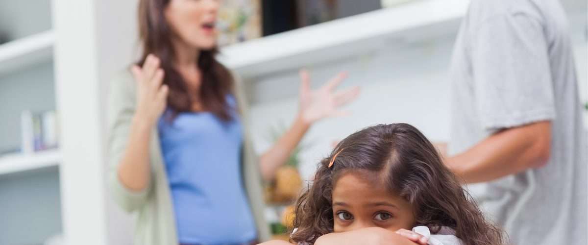 تأثير الخلافات الأسرية على نفسية الأطفال وسلوكهم
